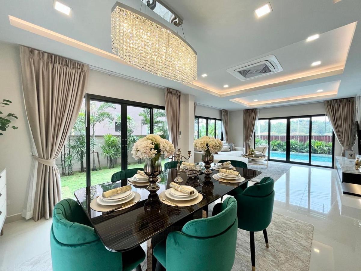 Southern Peak Pool Huay Yai Pattaya
