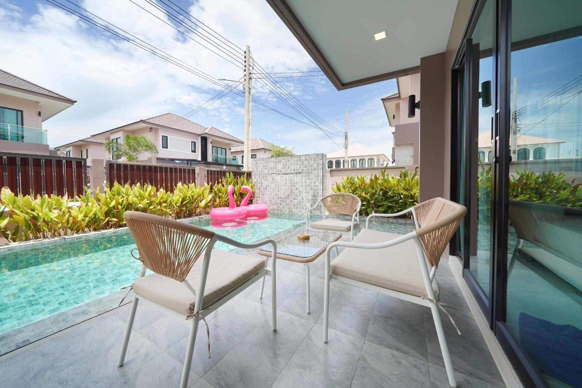 Southern Peak Pool Huay Yai Pattaya * Ban Huai Yai