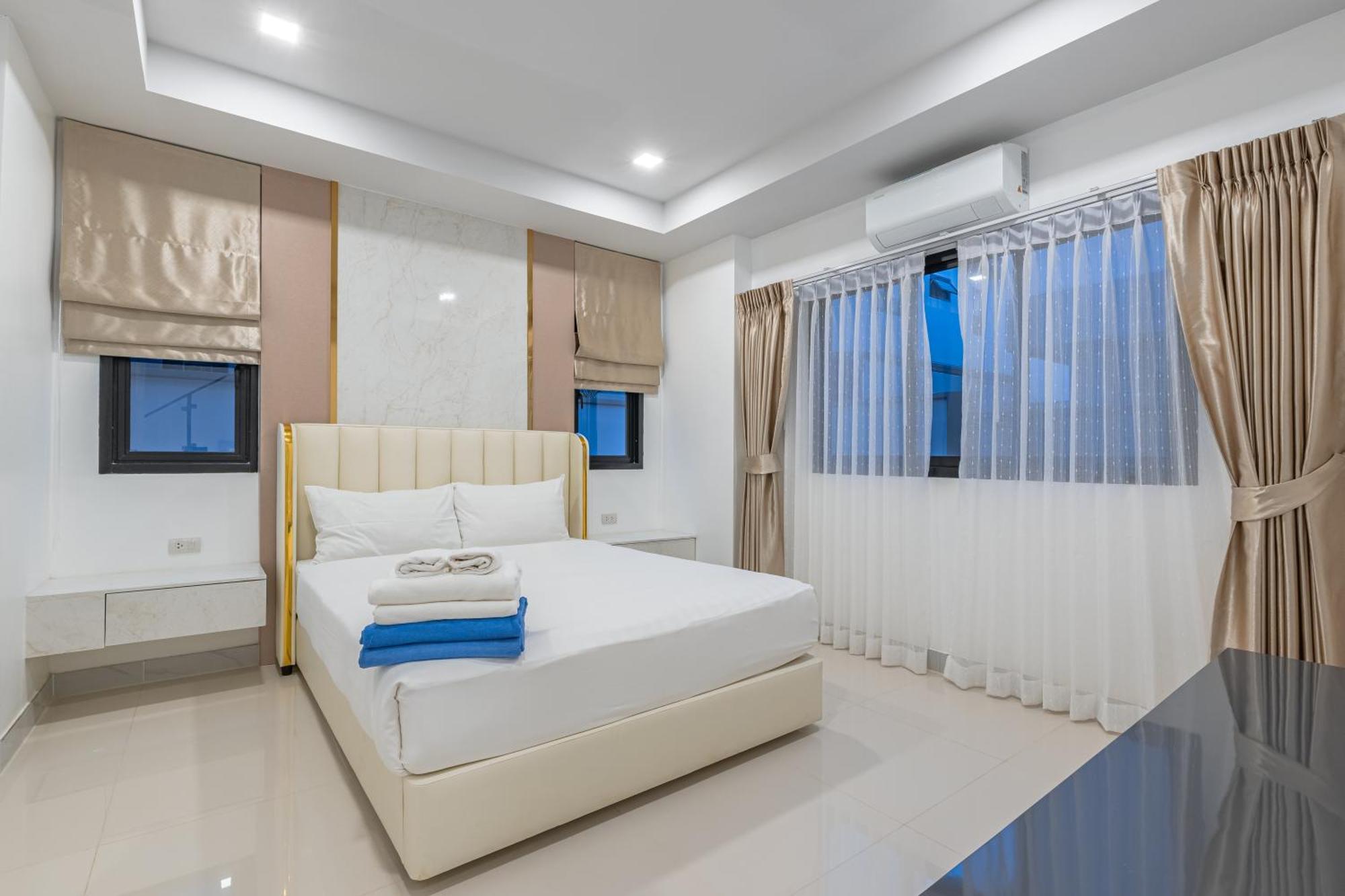 Southern Peak Pool Huay Yai Pattaya Villa *